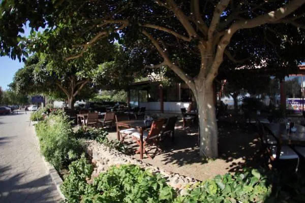 Kivanc Suites 3*