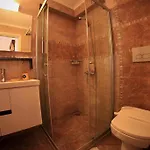 Hotel Kivanc 3*