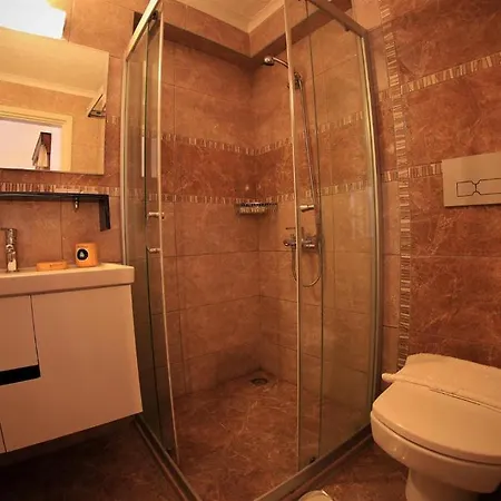 Ξενοδοχείο Kivanc Suites 3*