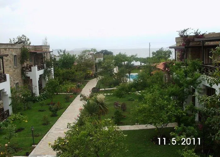 Kivanc Suites Отель 3*