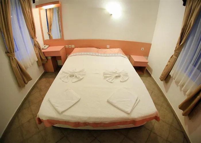 Kivanc Suites Отель 3*