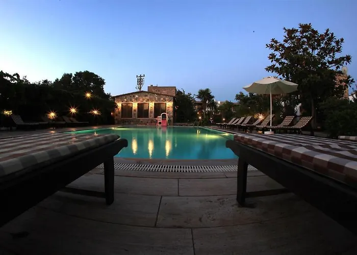 Kivanc Suites Яликовак