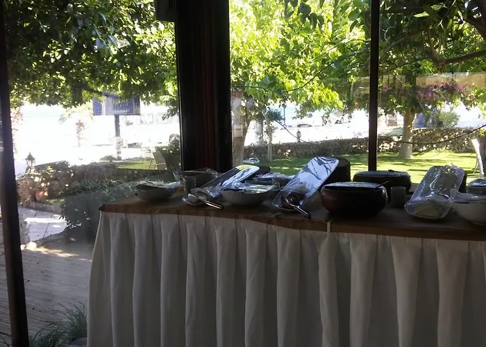 Kivanc Suites Яликовак